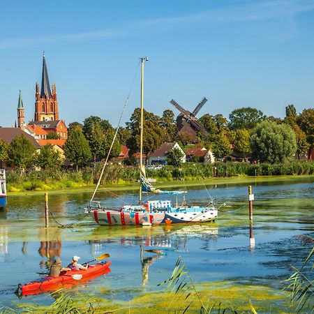 Stilvolle Ferien-Geschaeftswohnung Brandenburger Seenlandschaft ヴェルダー エクステリア 写真